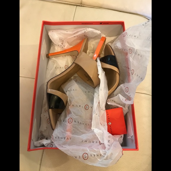 NEW Ivanka Trump Multi Colored Shoes - Picture 7 of 10